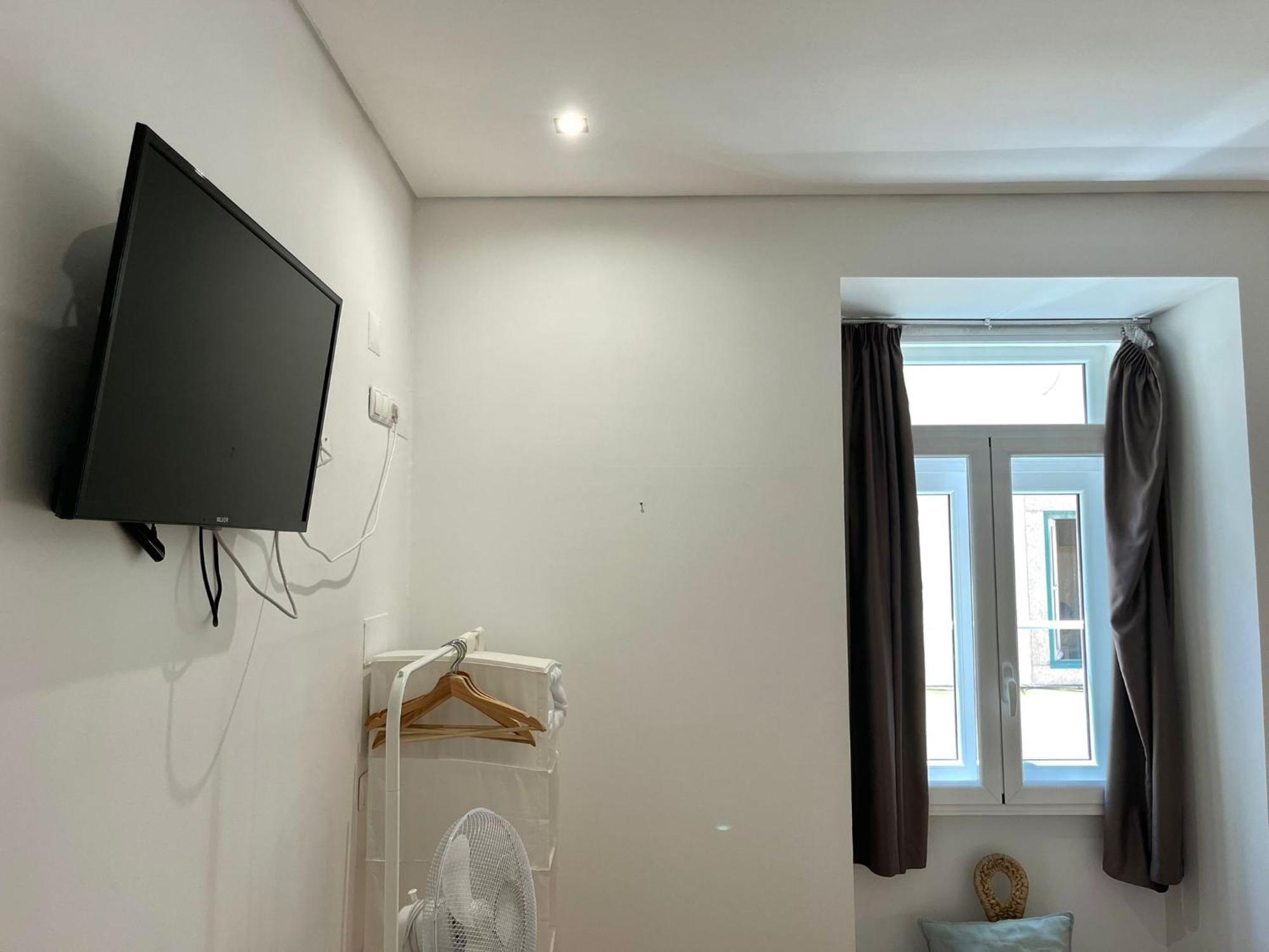 2 Bedroom Apartment - Bairro Alto Residence Lisbon Luaran gambar