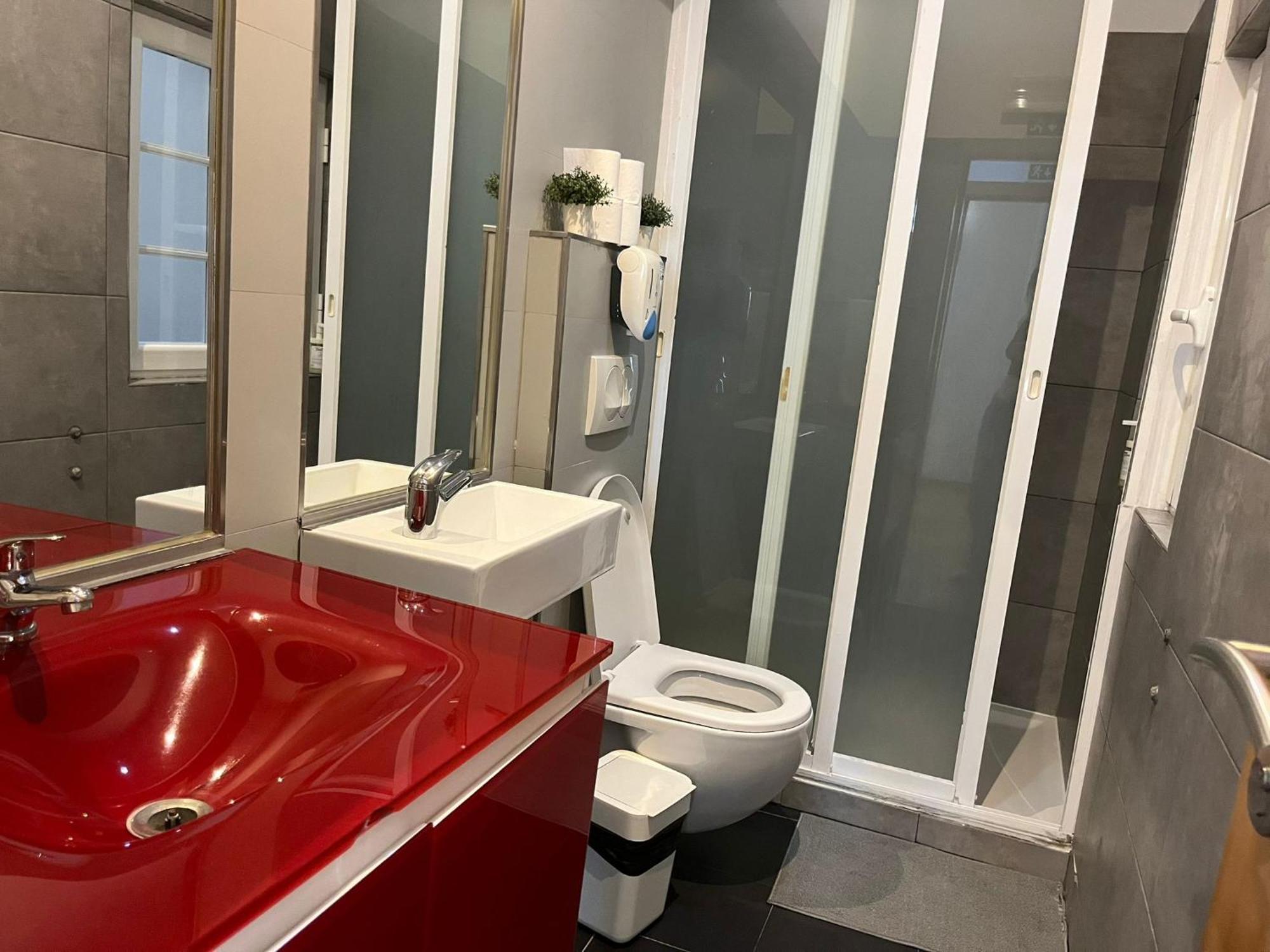 2 Bedroom Apartment - Bairro Alto Residence Lisbon Luaran gambar